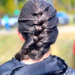 Meet your Posher, Dawn